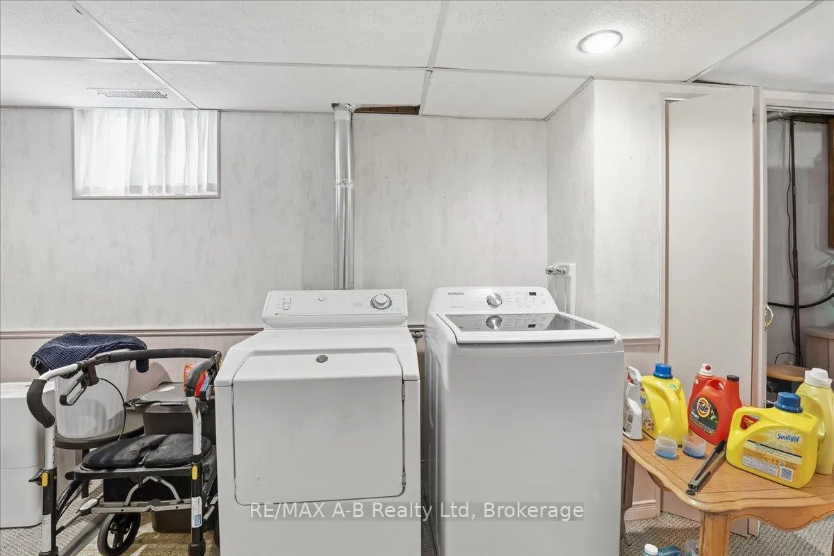 Photo 28 of 175 Mowat Street, Stratford — HOMEH