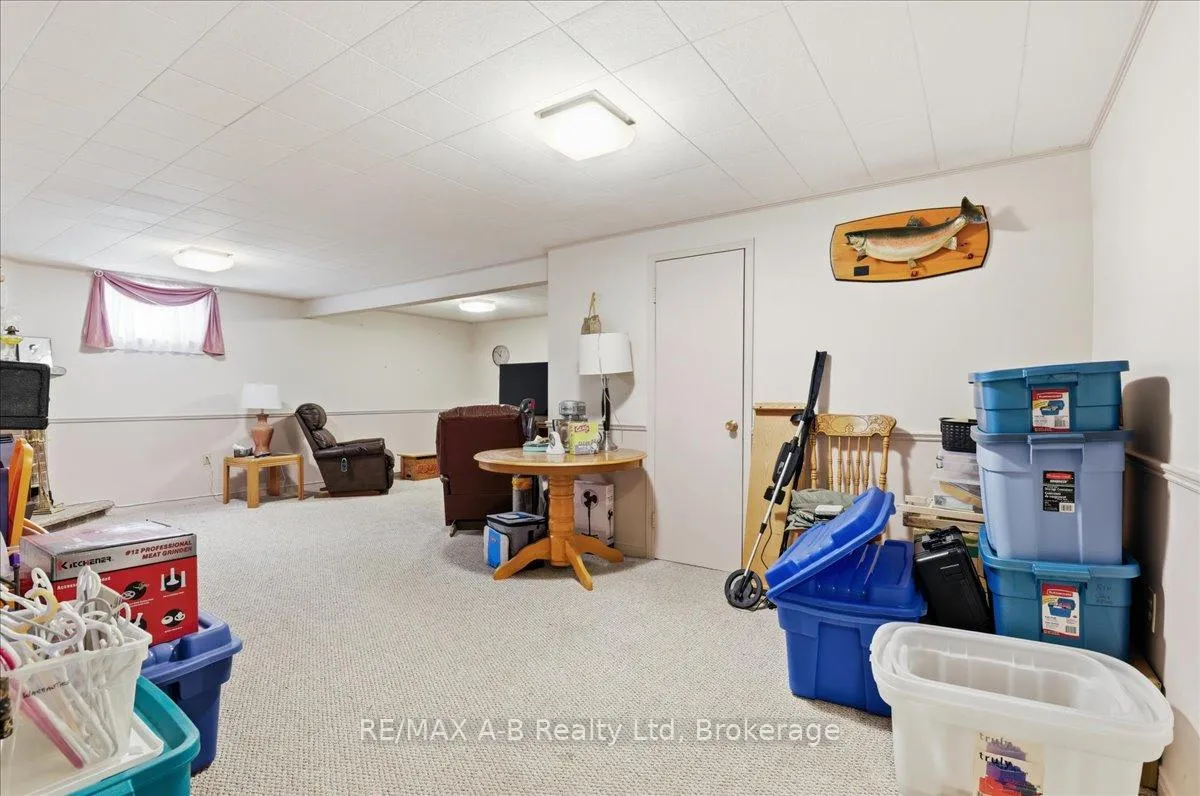 Photo 29 of 175 Mowat Street, Stratford — HOMEH