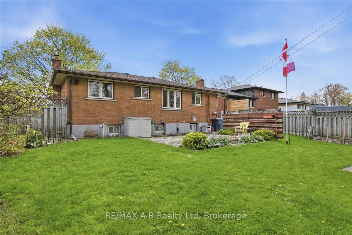 Photo 42 of 175 Mowat Street, Stratford — HOMEH