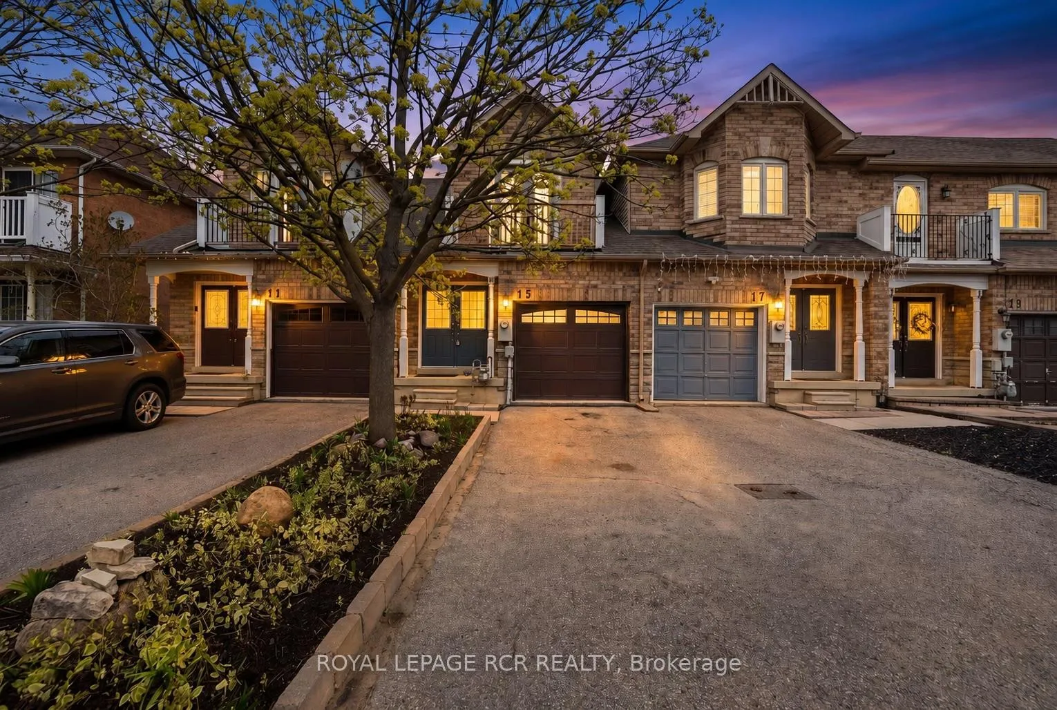 Front of 15 Dominion Gardens Drive
