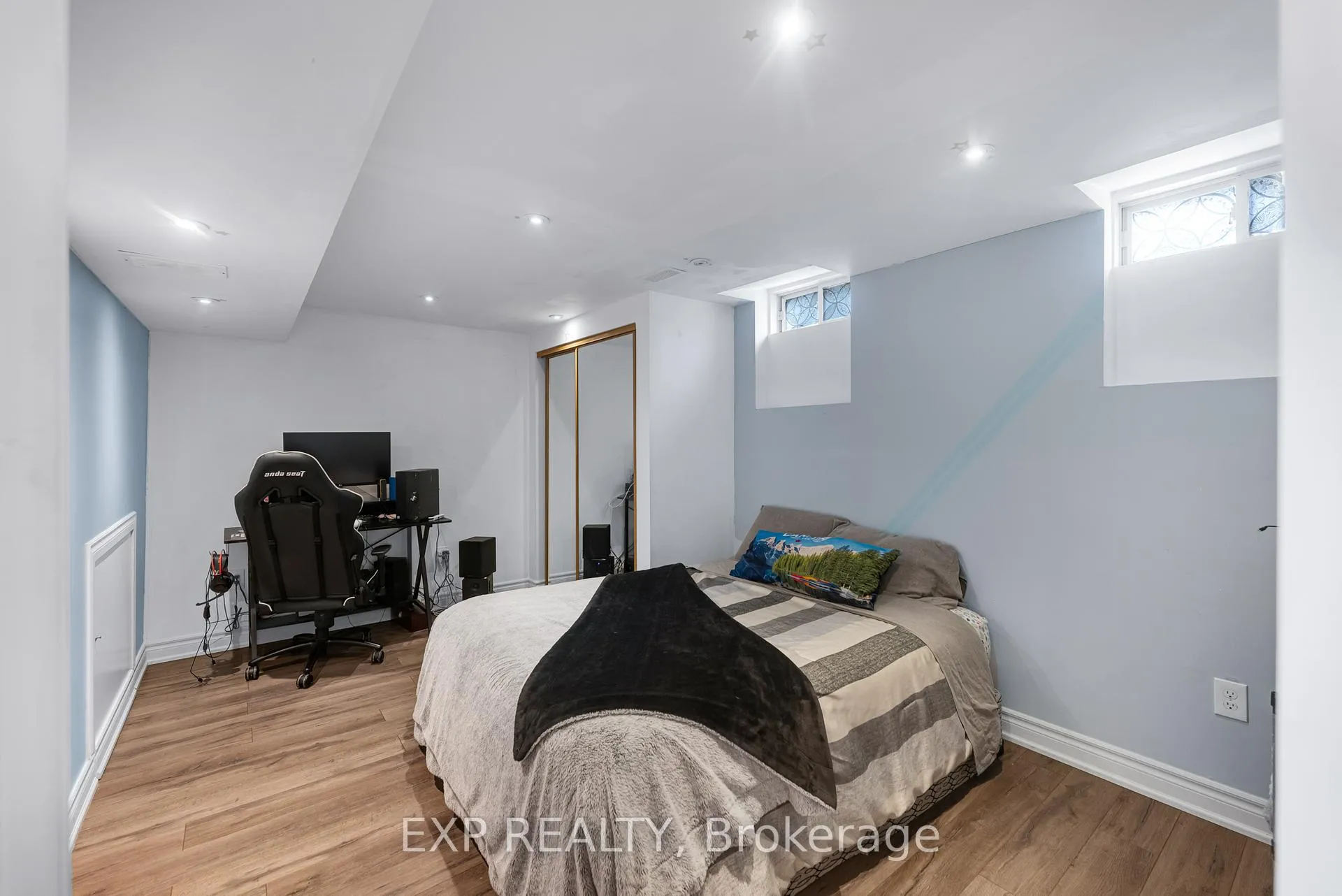 Photo 35 of 52 Glasgow Crescent, Georgina, Keswick South — HOMEH