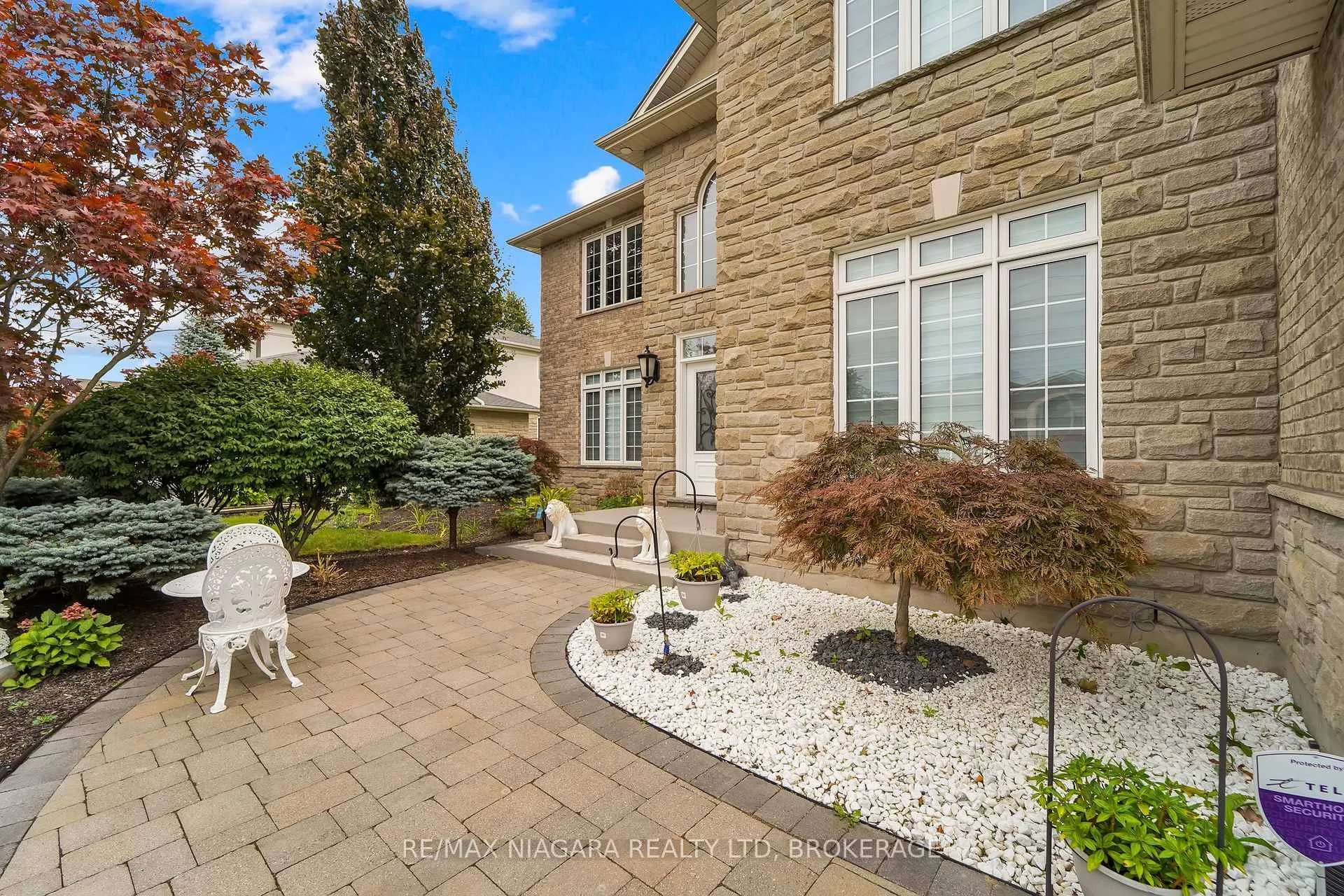 Photo 42 of 8018 Cathedral Drive, Niagara Falls, Mt. Carmel — HOMEH