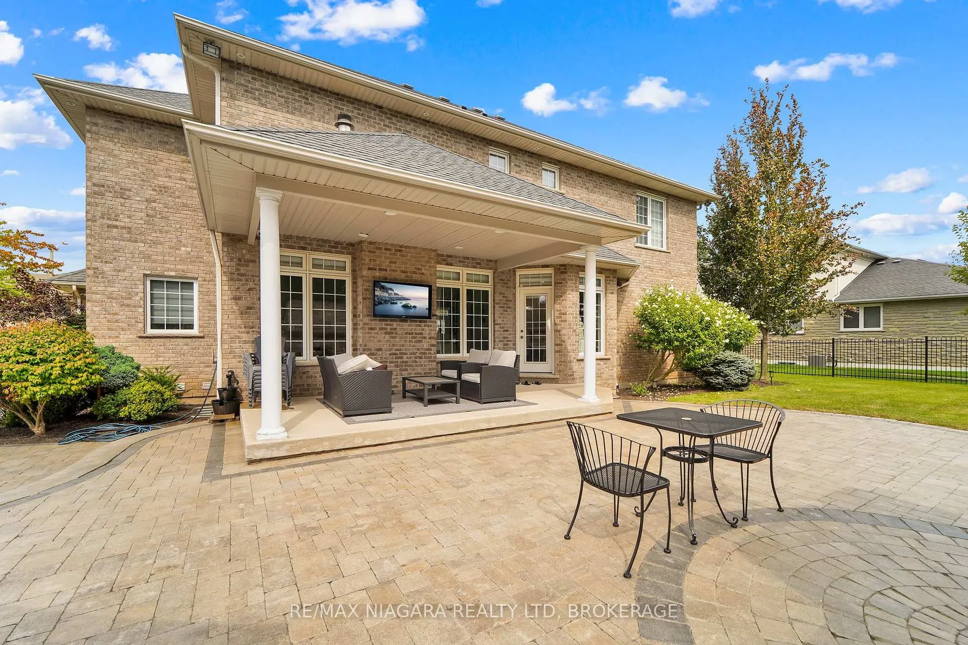 Photo 43 of 8018 Cathedral Drive, Niagara Falls, Mt. Carmel — HOMEH