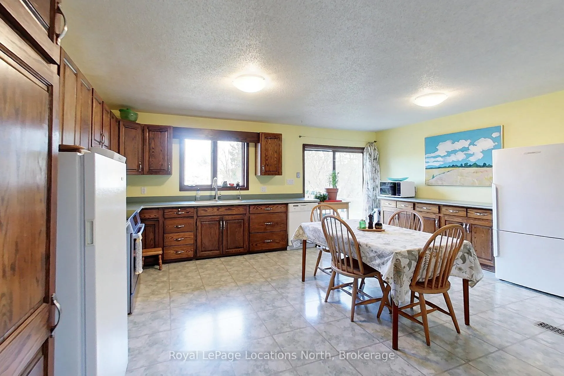 Photo 10 of 355 Union Street, Meaford — HOMEH