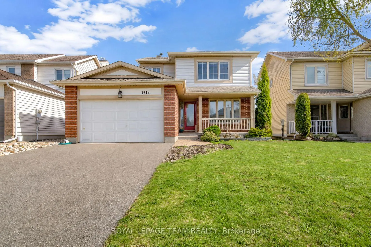 Photo 1 of 1949 Heatherwood Drive, Ottawa, Chapel Hill South - Orleans Village — HOMEH