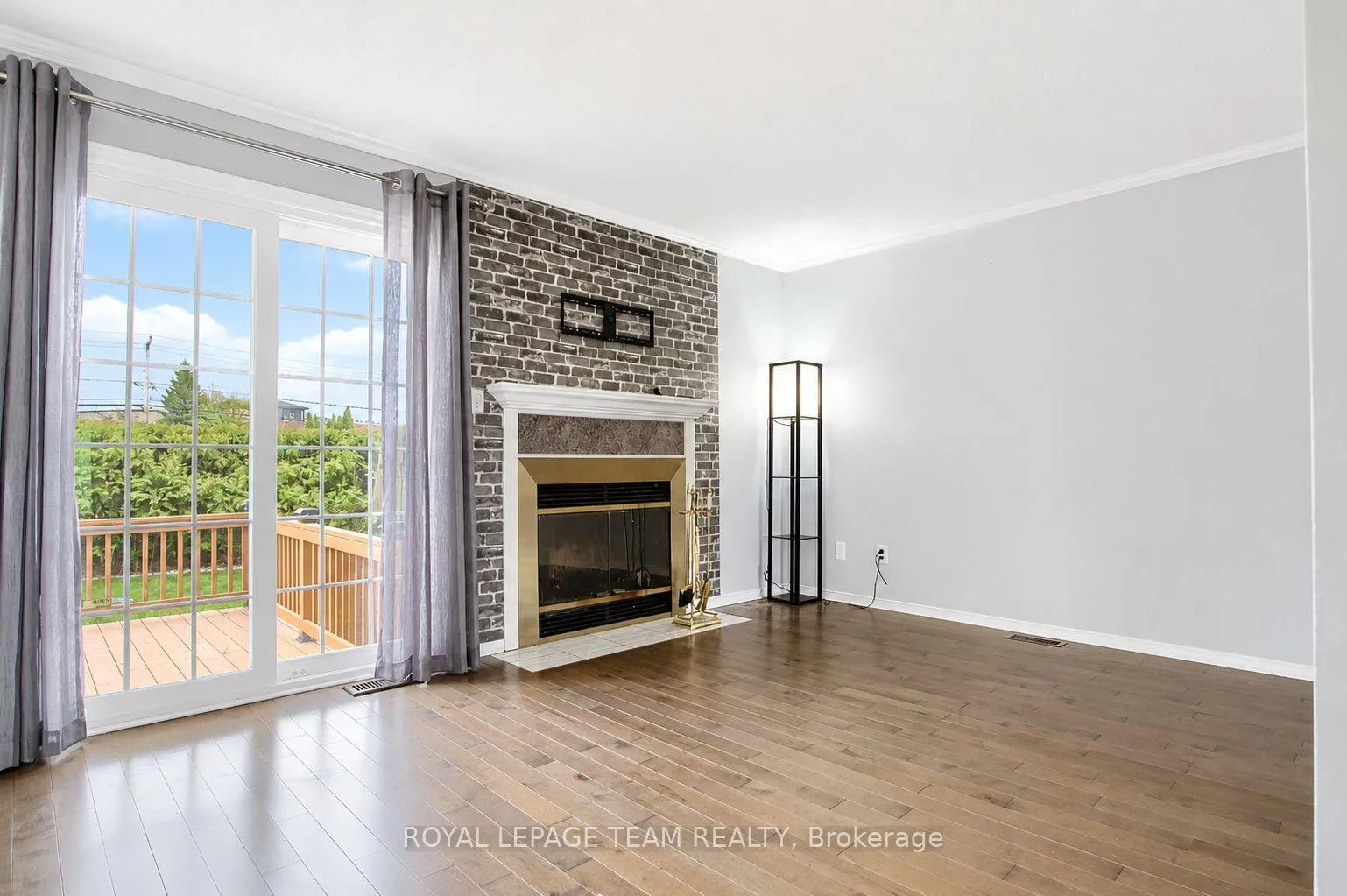Photo 6 of 1949 Heatherwood Drive, Ottawa, Chapel Hill South - Orleans Village — HOMEH
