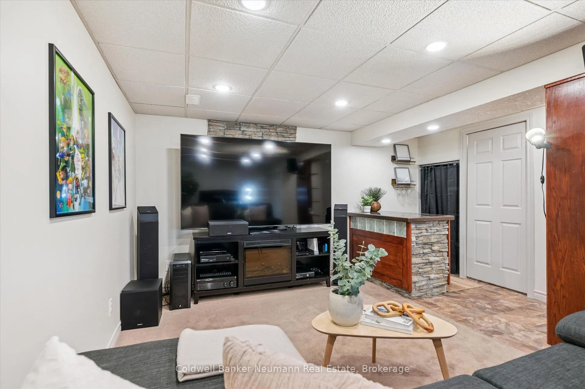 Photo 15 of 47 Gibbons Drive, Centre Wellington, Fergus — HOMEH