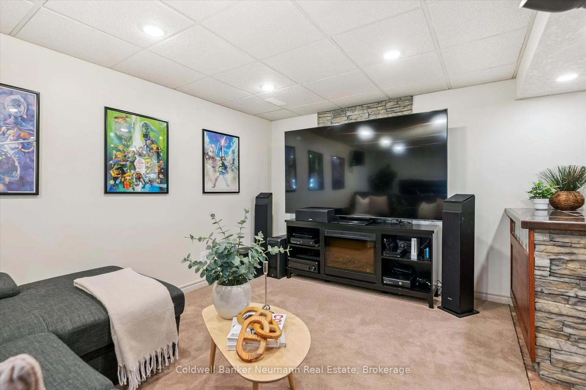 Photo 37 of 47 Gibbons Drive, Centre Wellington, Fergus — HOMEH