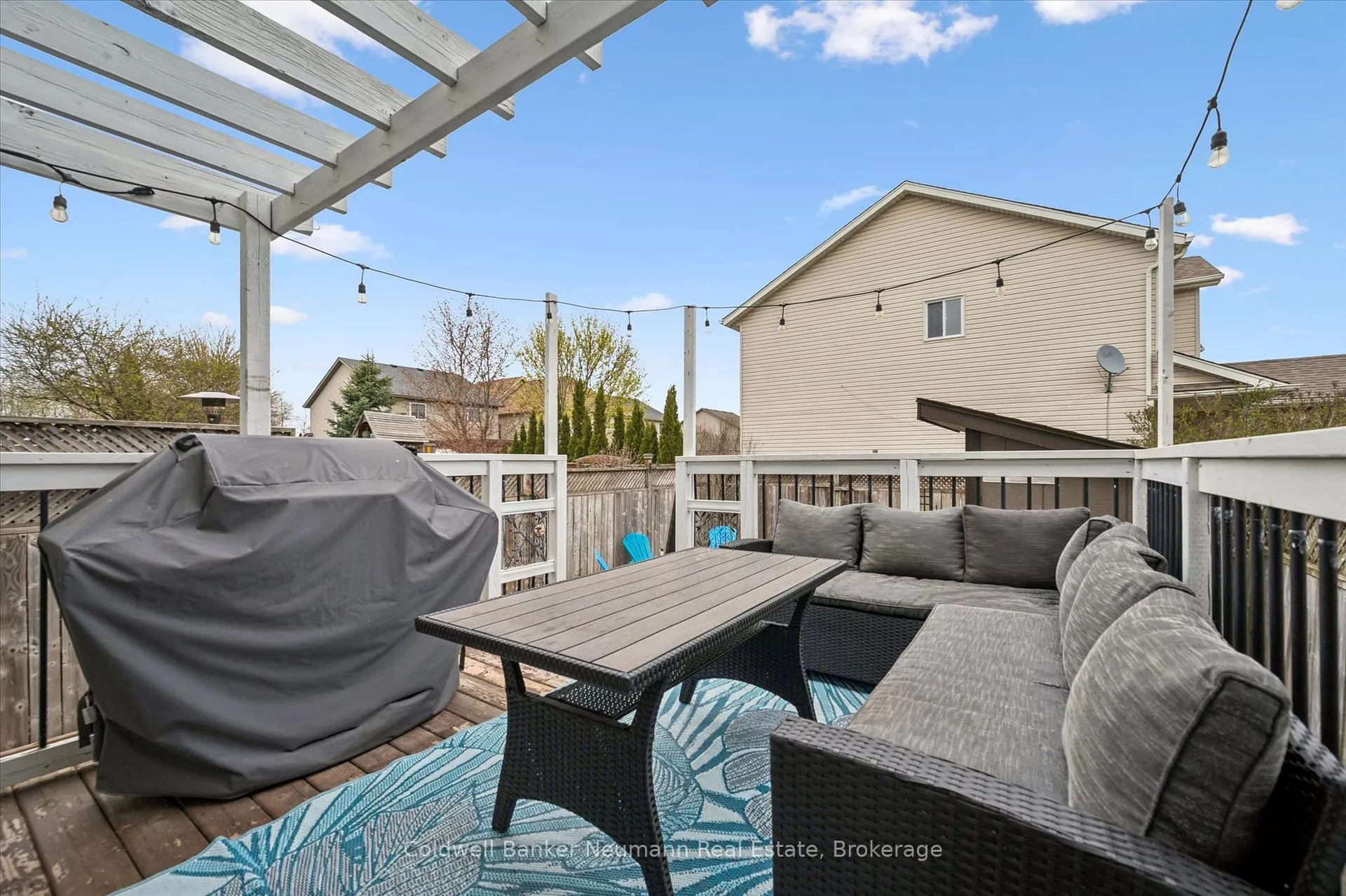 Photo 39 of 47 Gibbons Drive, Centre Wellington, Fergus — HOMEH