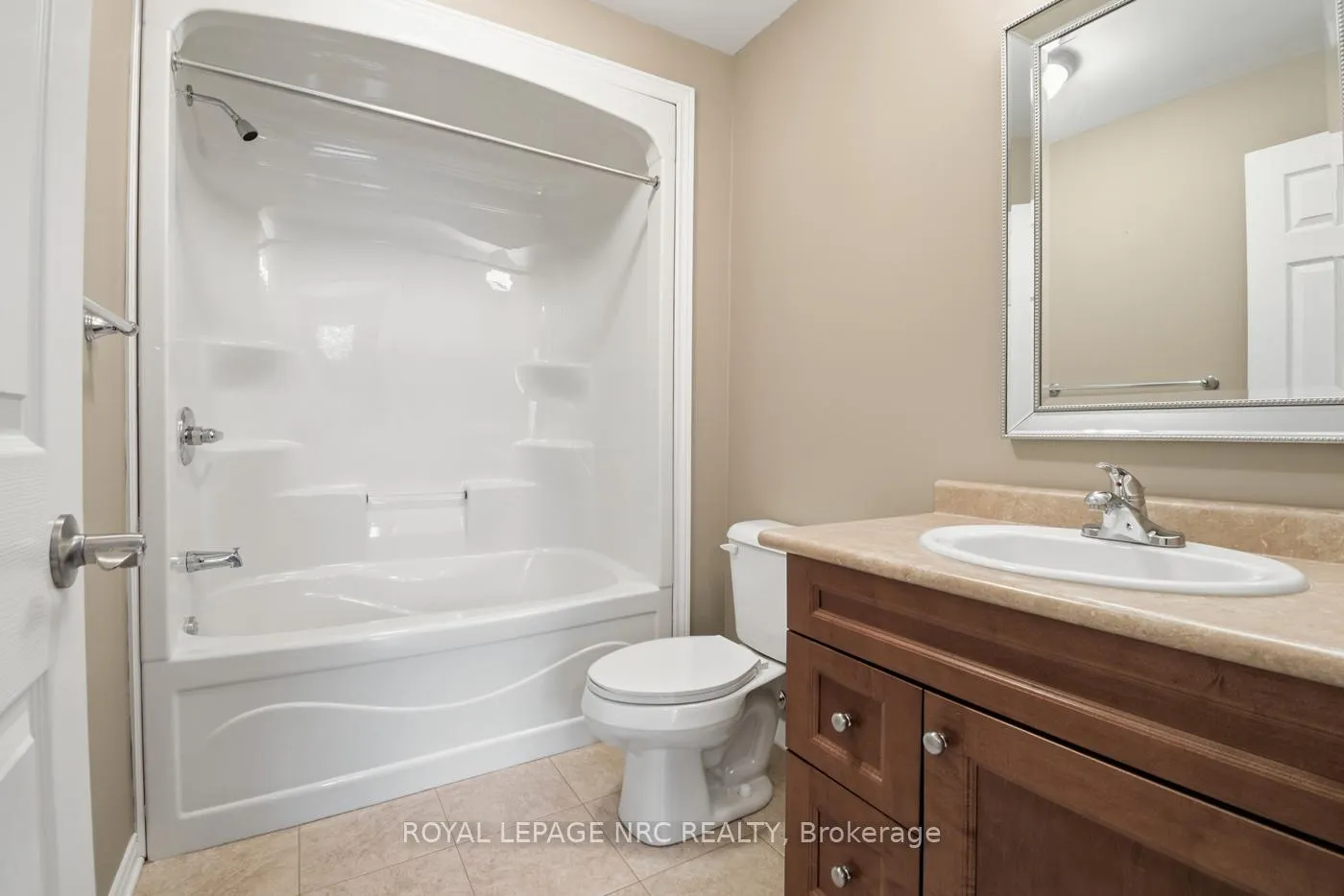 Photo 18 of Unit 203, 16 Sullivan Avenue, Thorold, Thorold Downtown — HOMEH