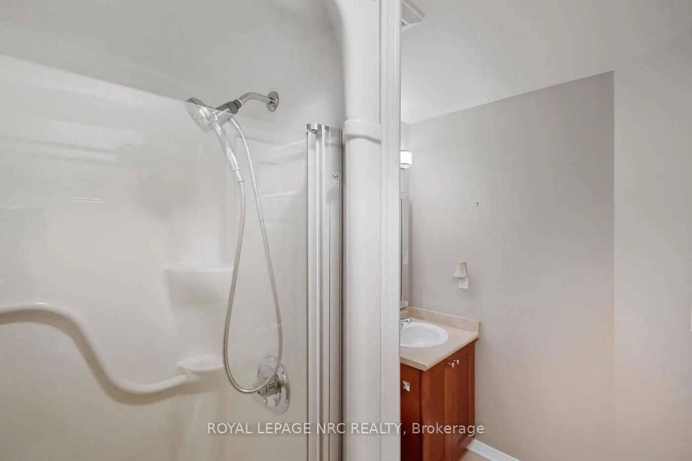 Photo 26 of Unit 203, 16 Sullivan Avenue, Thorold, Thorold Downtown — HOMEH