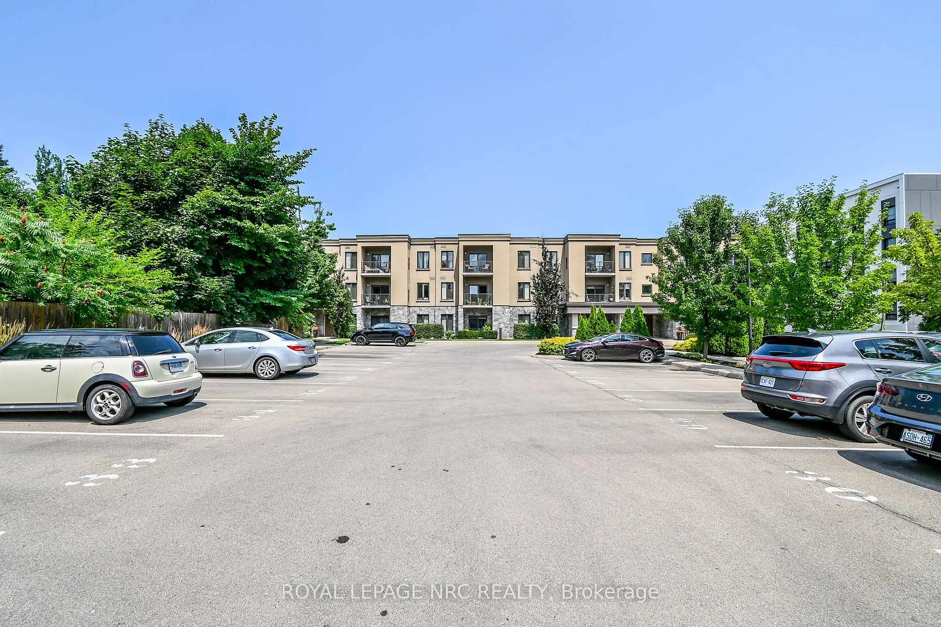 Photo 43 of Unit 203, 16 Sullivan Avenue, Thorold, Thorold Downtown — HOMEH