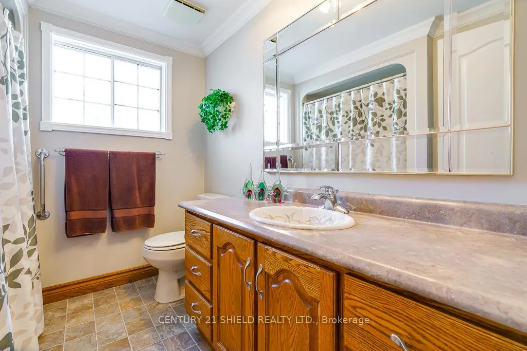 Photo 10 of 100 14th Street W, Cornwall — HOMEH