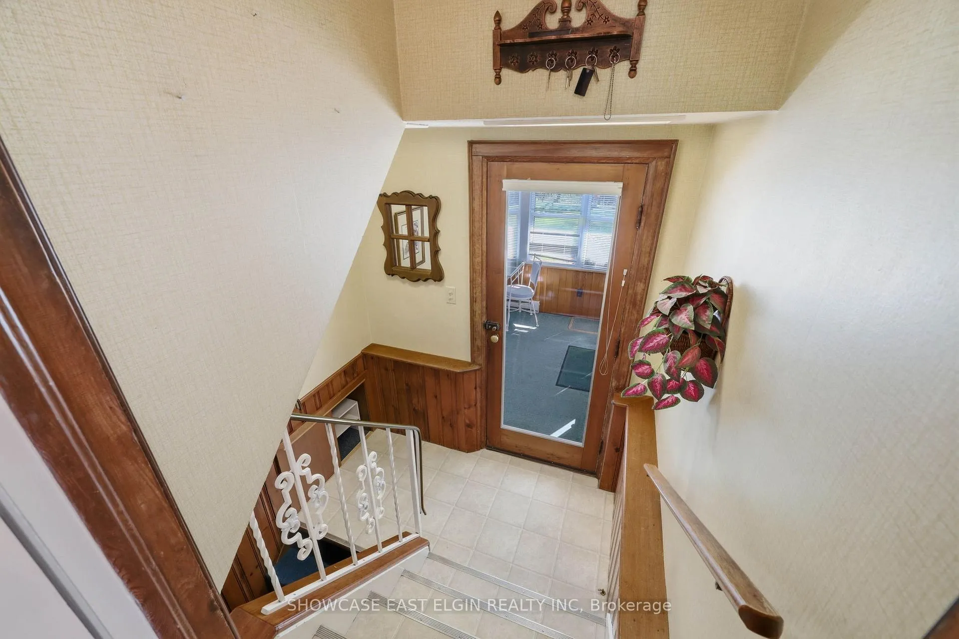 Photo 16 of 31 Park Street, Aylmer — HOMEH
