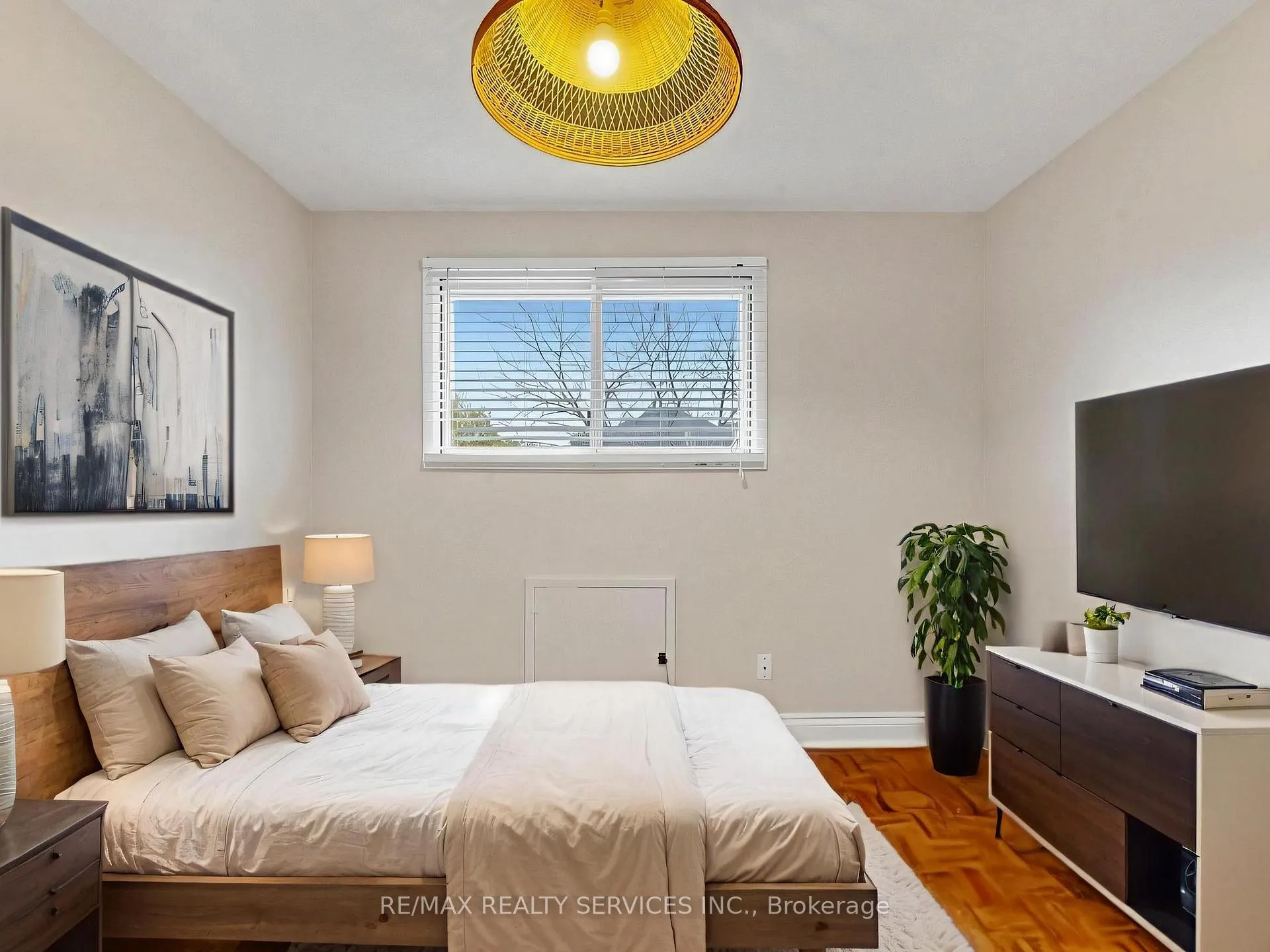 Photo 37 of 2 Bryant Court, Brampton, Brampton West — HOMEH