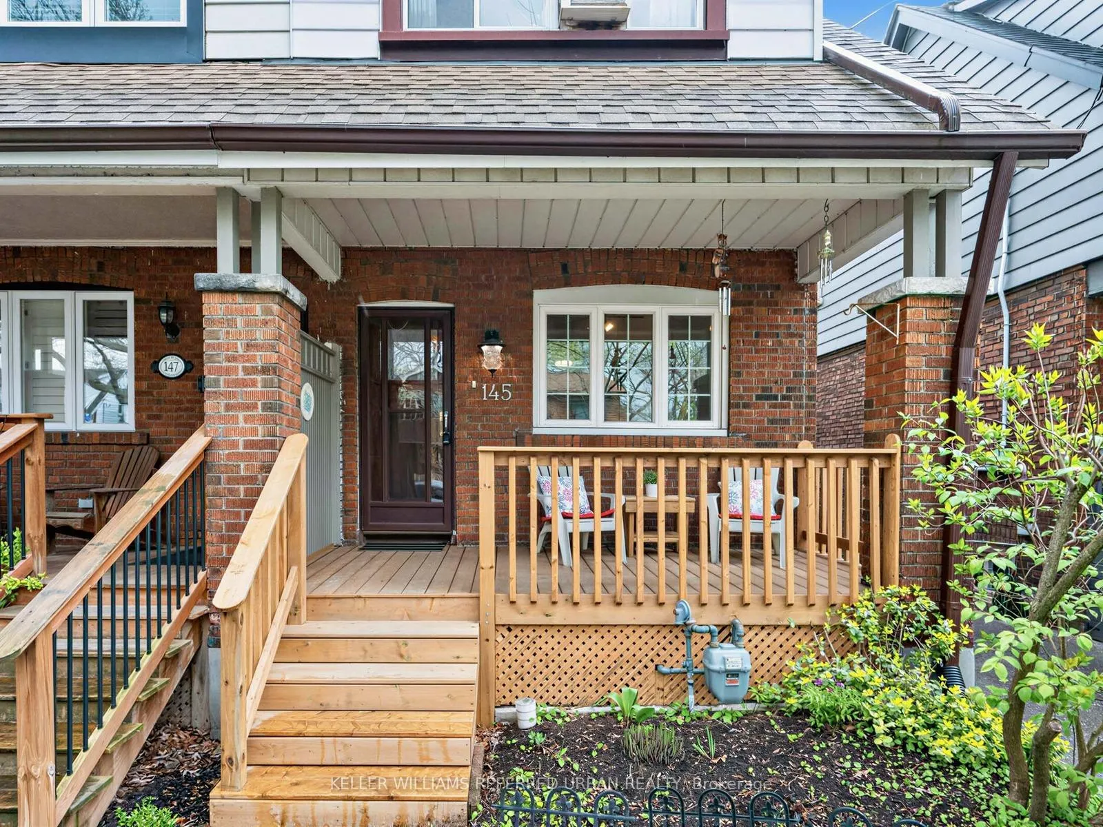 Photo 2 of 145 Oakcrest Avenue, Toronto, East End-Danforth — HOMEH