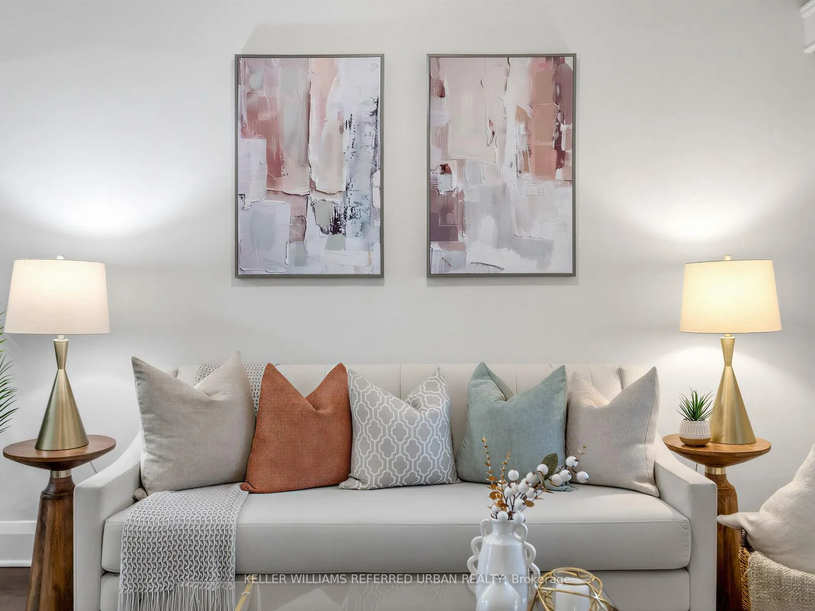 Photo 5 of 145 Oakcrest Avenue, Toronto, East End-Danforth — HOMEH
