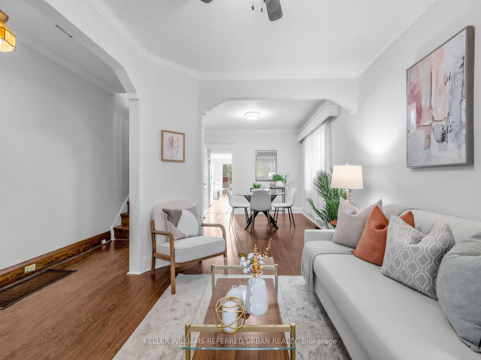 Photo 8 of 145 Oakcrest Avenue, Toronto, East End-Danforth — HOMEH