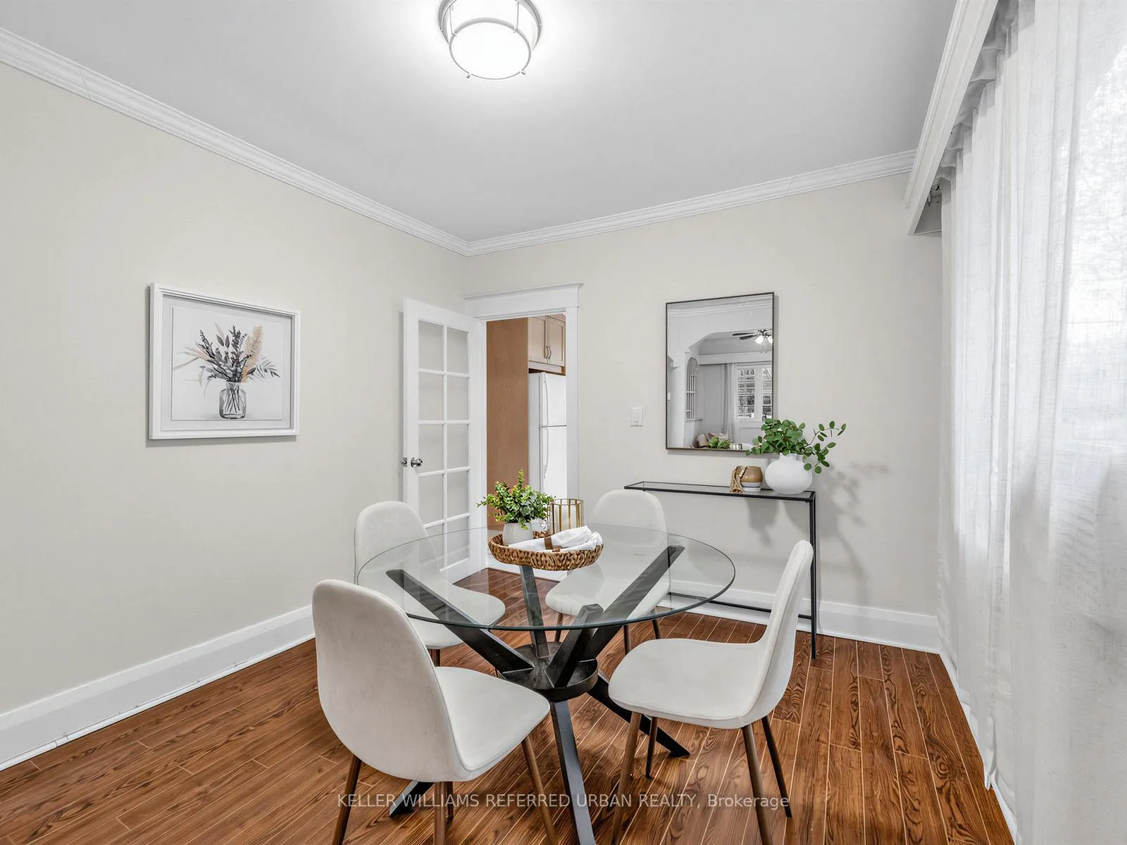 Photo 10 of 145 Oakcrest Avenue, Toronto, East End-Danforth — HOMEH