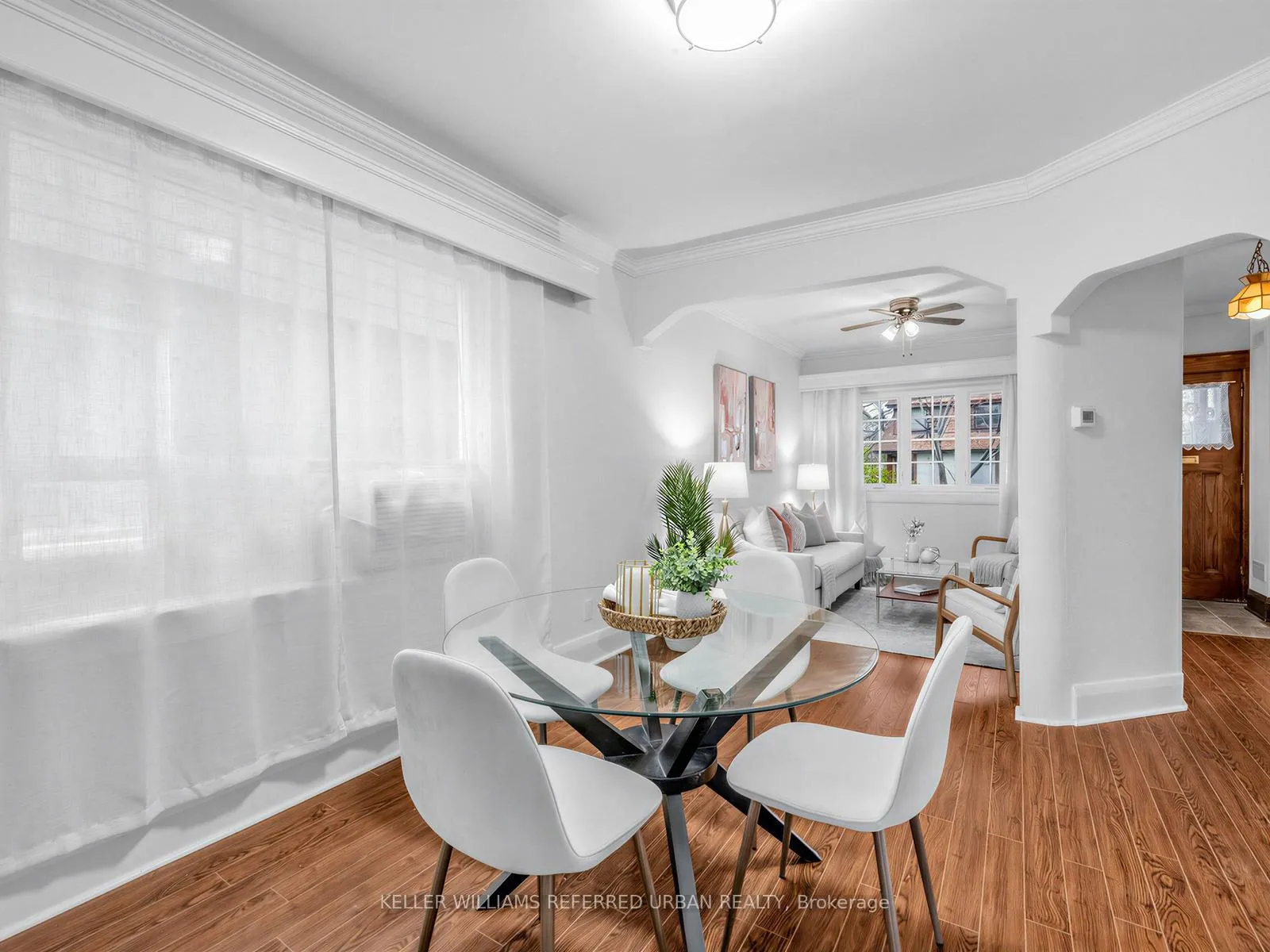 Photo 11 of 145 Oakcrest Avenue, Toronto, East End-Danforth — HOMEH