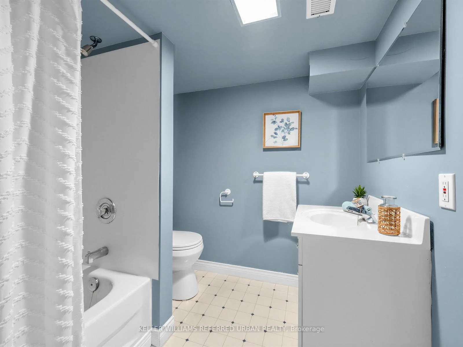 Photo 30 of 145 Oakcrest Avenue, Toronto, East End-Danforth — HOMEH