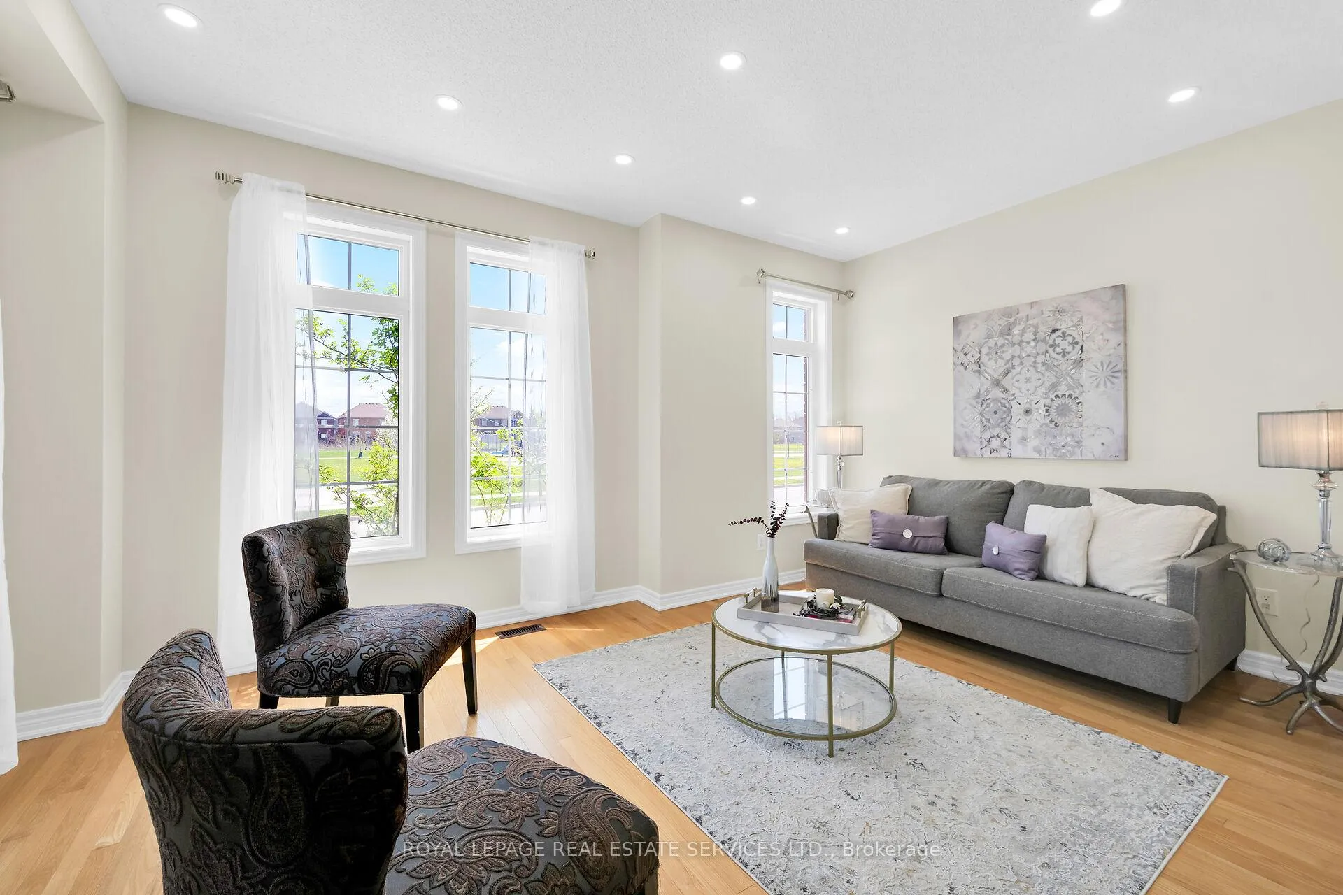 Photo 6 of 123 Attridge Crescent, Hamilton, Waterdown — HOMEH