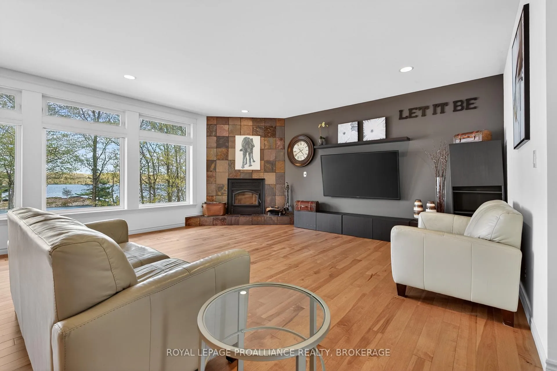 Photo 6 of 4194C Hiawatha Lane, Frontenac, Frontenac South — HOMEH