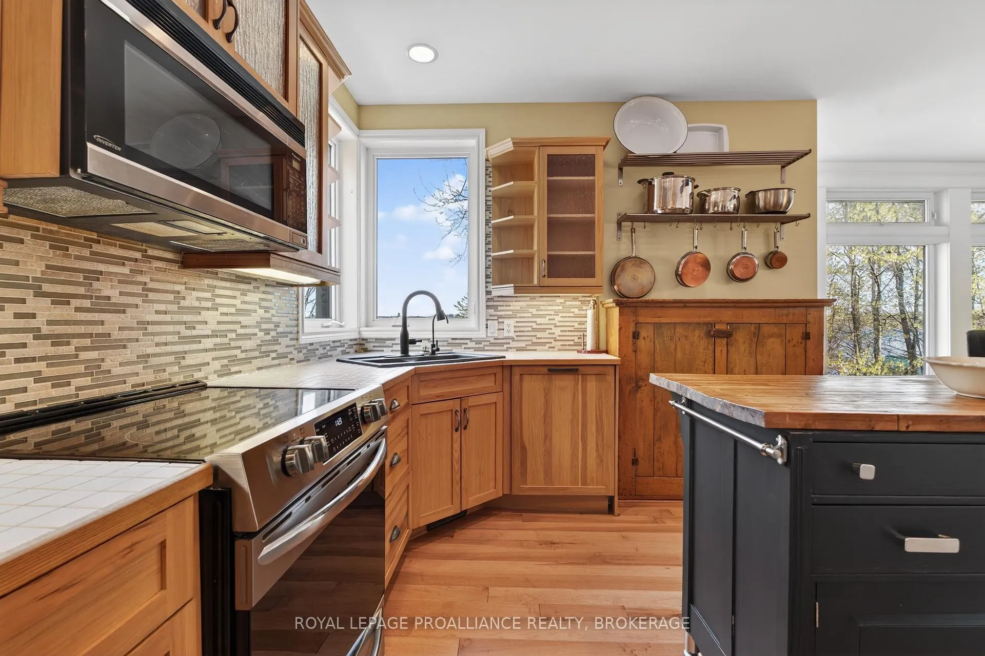 Photo 12 of 4194C Hiawatha Lane, Frontenac, Frontenac South — HOMEH