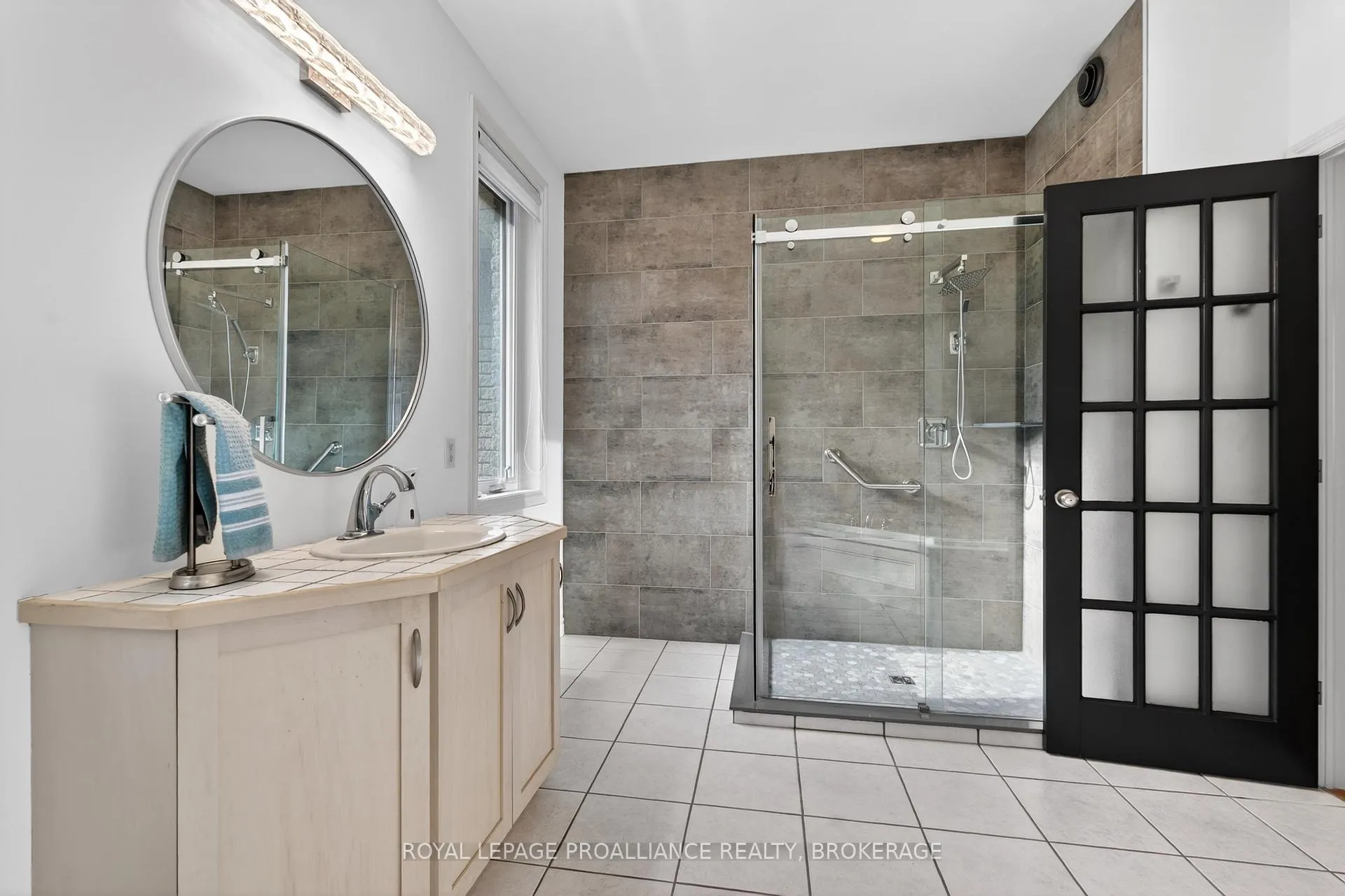 Photo 16 of 4194C Hiawatha Lane, Frontenac, Frontenac South — HOMEH