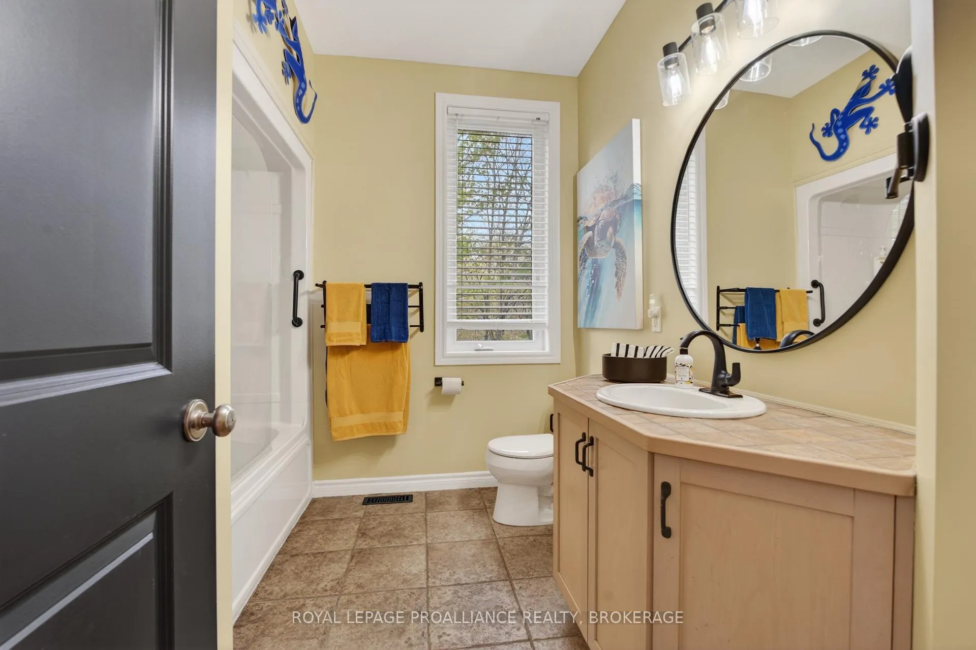 Photo 18 of 4194C Hiawatha Lane, Frontenac, Frontenac South — HOMEH