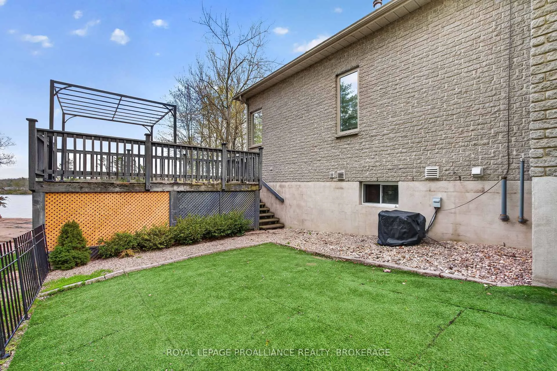 Photo 28 of 4194C Hiawatha Lane, Frontenac, Frontenac South — HOMEH