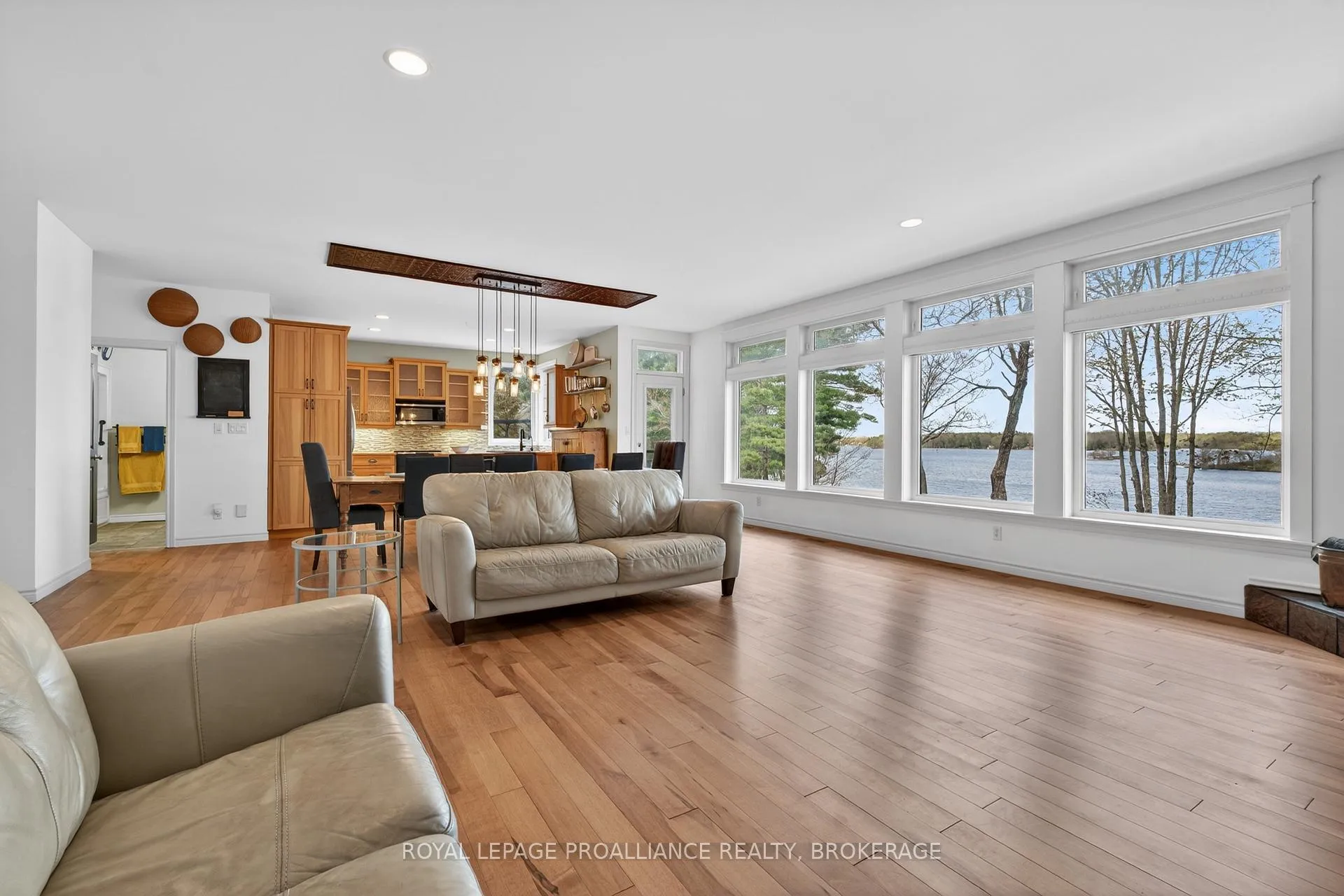 Photo 9 of 4194C Hiawatha Lane, Frontenac, Frontenac South — HOMEH
