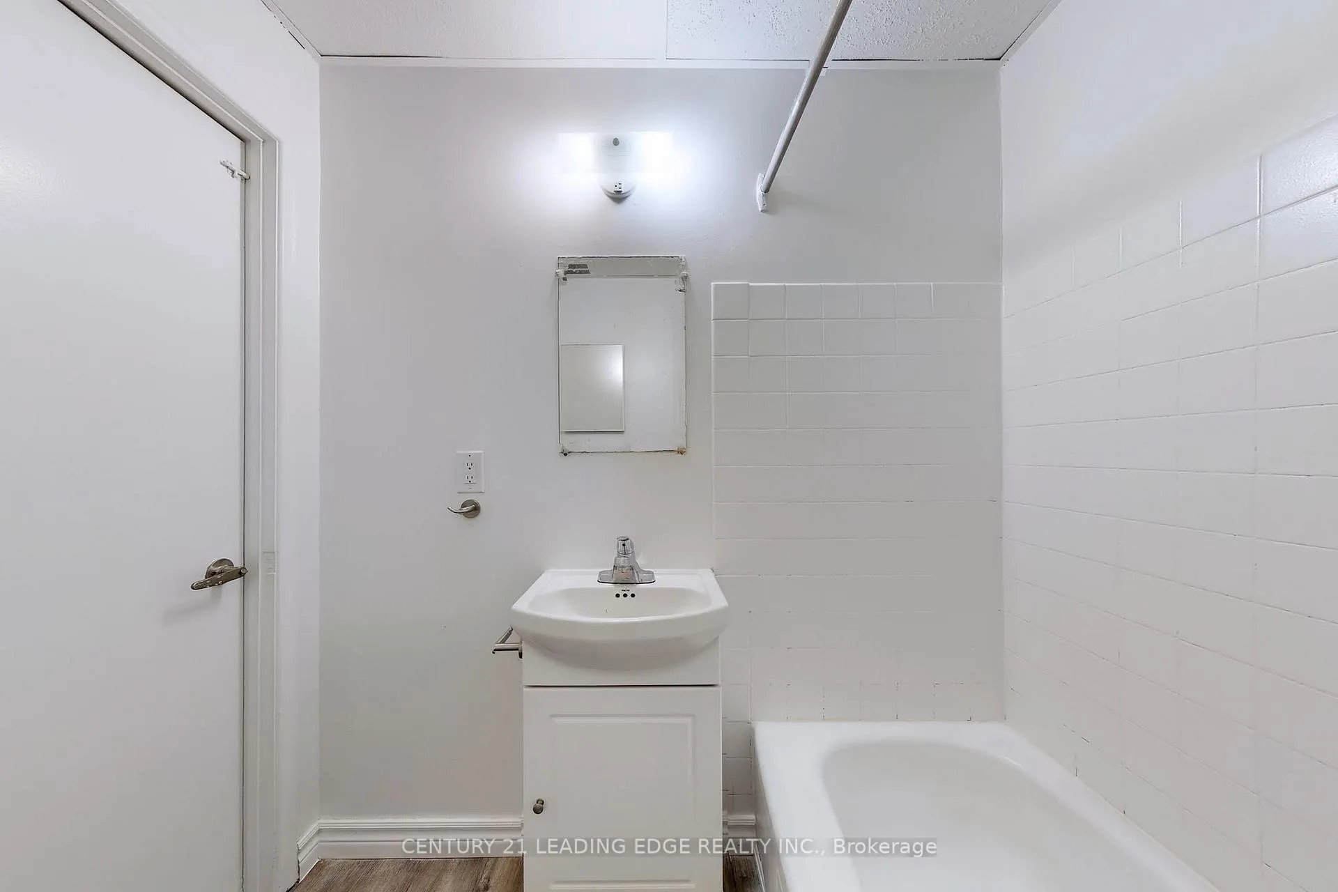 Photo 26 of Unit 1, 18 Brock Street W, Uxbridge — HOMEH