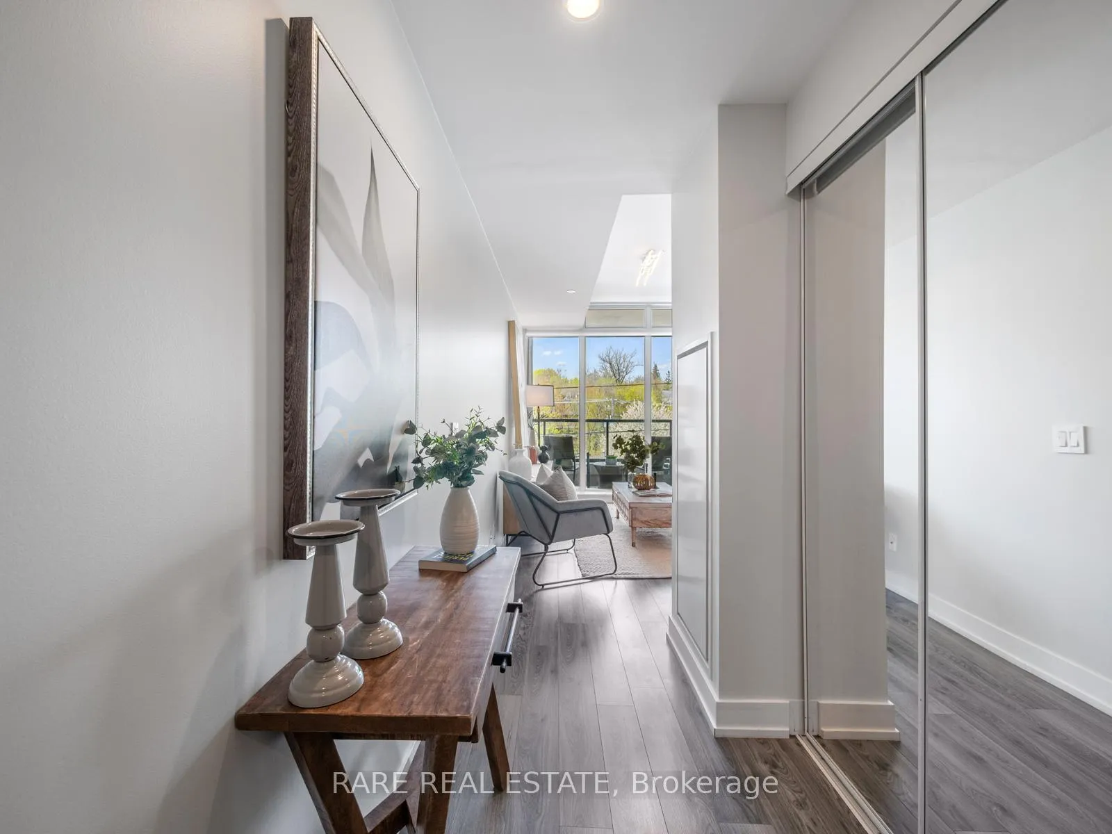 Photo 5 of Unit 409, 170 Chiltern Hill Road, Toronto, Humewood-Cedarvale — HOMEH