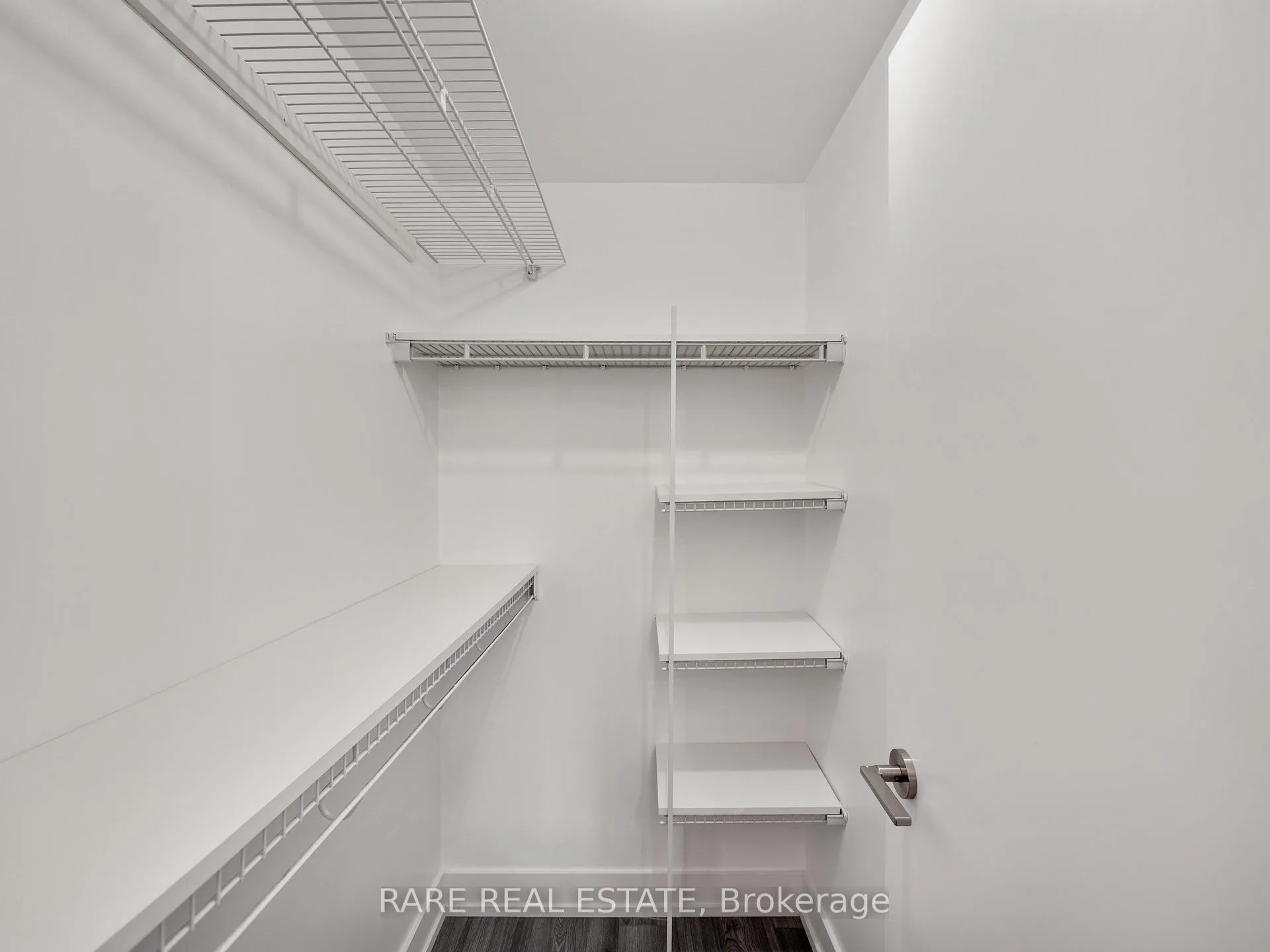 Photo 13 of Unit 409, 170 Chiltern Hill Road, Toronto, Humewood-Cedarvale — HOMEH