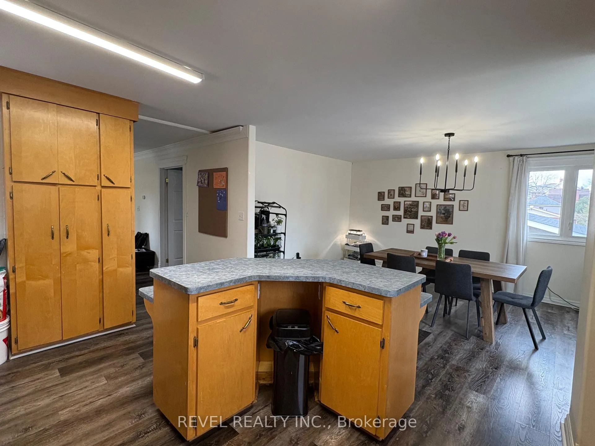 Photo 14 of 269 Sixth Avenue, Cochrane — HOMEH