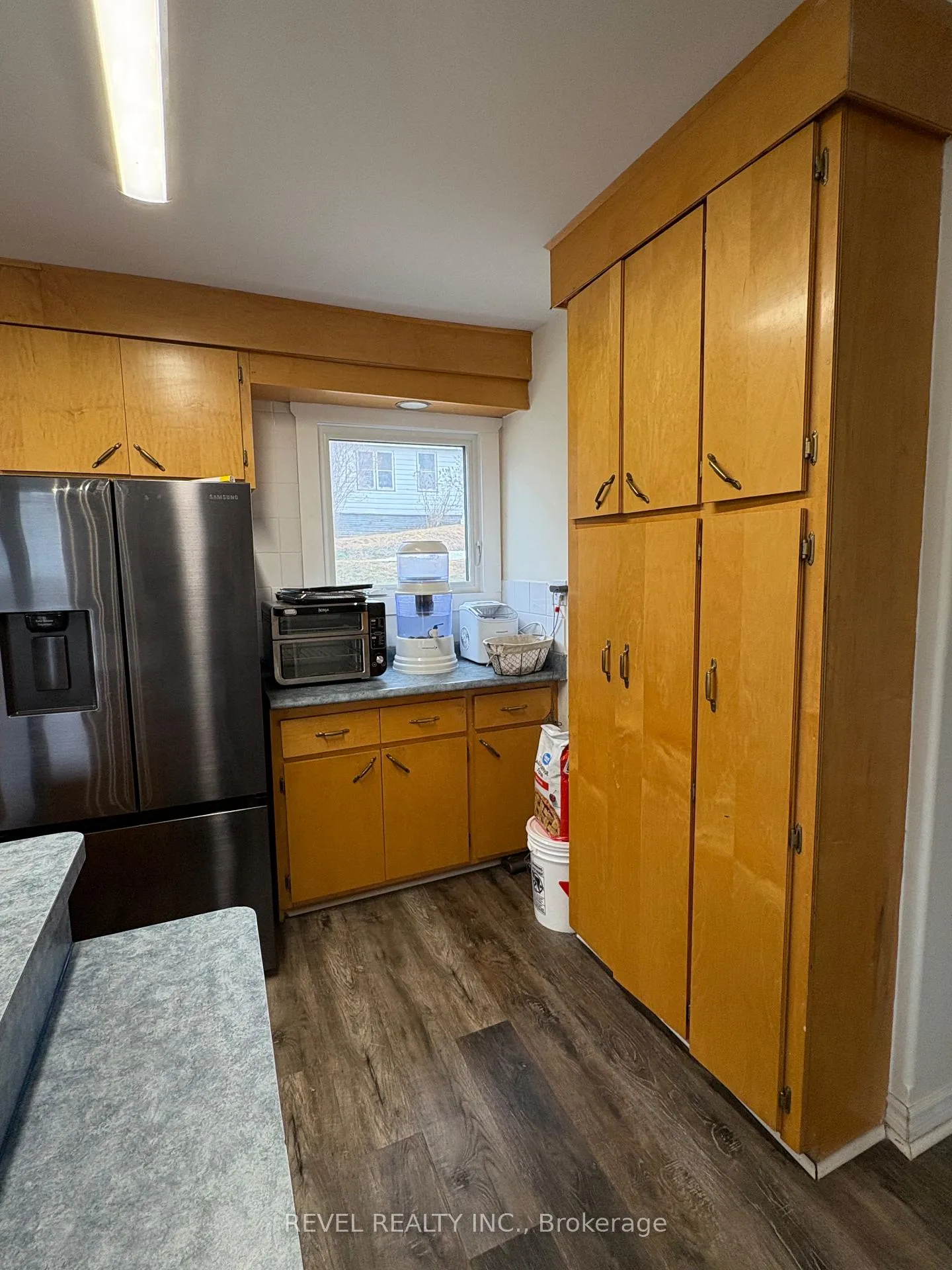Photo 15 of 269 Sixth Avenue, Cochrane — HOMEH