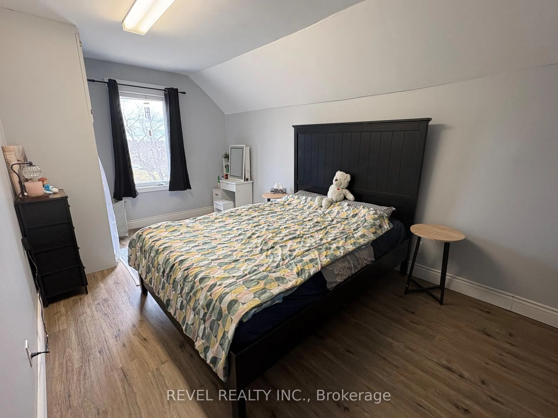 Photo 25 of 269 Sixth Avenue, Cochrane — HOMEH