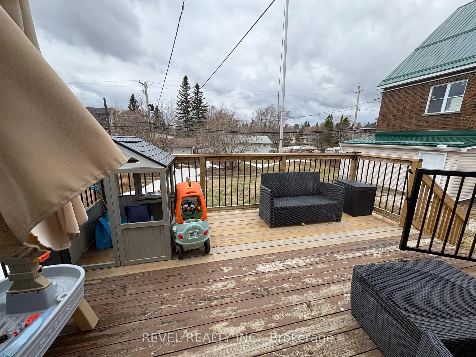 Photo 28 of 269 Sixth Avenue, Cochrane — HOMEH