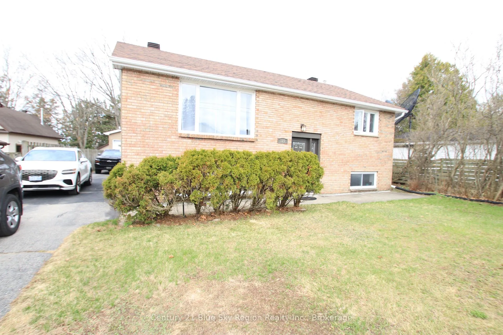 Photo 1 of 127 Bennett Street, North Bay, Widdifield — HOMEH