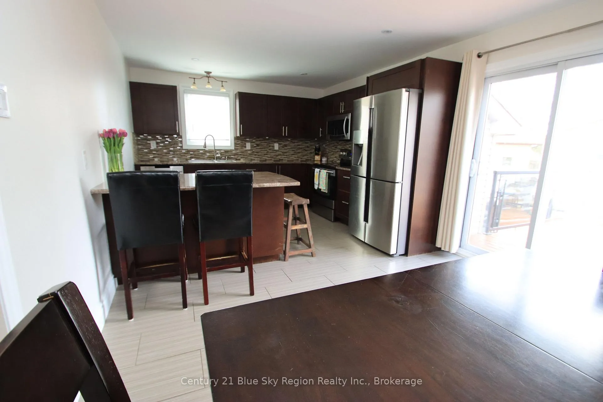 Photo 5 of 127 Bennett Street, North Bay, Widdifield — HOMEH