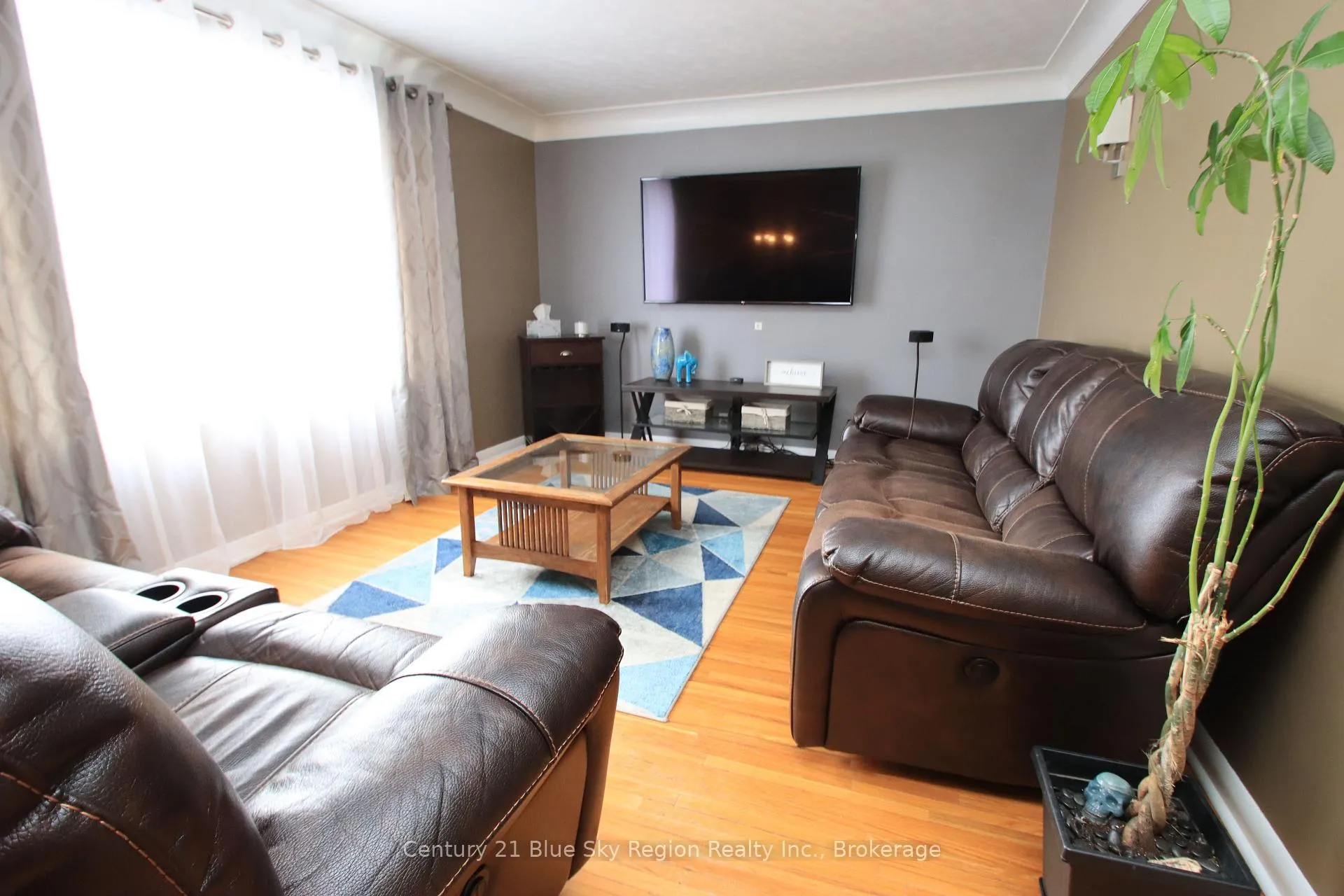 Photo 7 of 127 Bennett Street, North Bay, Widdifield — HOMEH