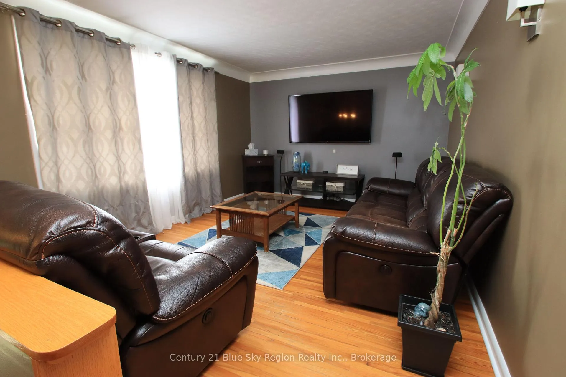Photo 8 of 127 Bennett Street, North Bay, Widdifield — HOMEH