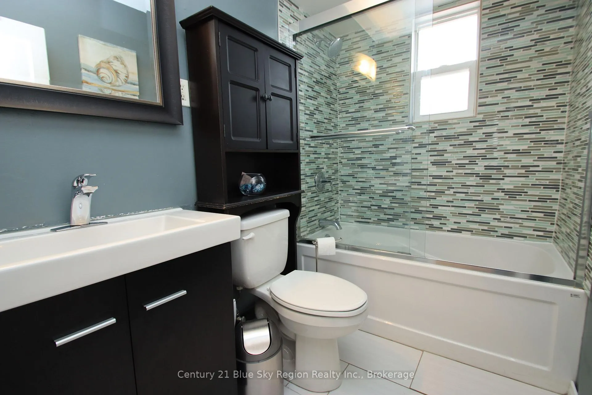 Photo 10 of 127 Bennett Street, North Bay, Widdifield — HOMEH