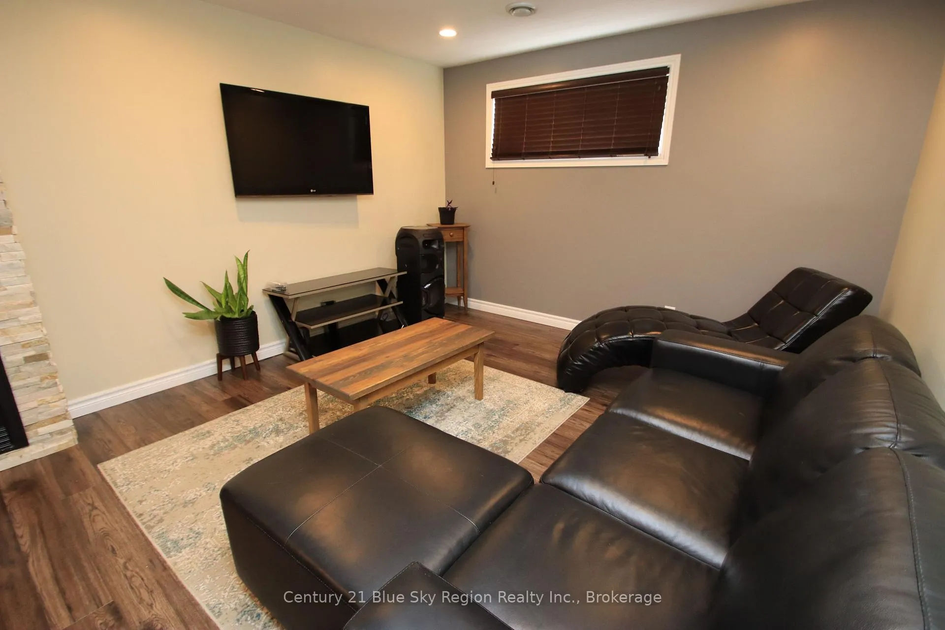 Photo 19 of 127 Bennett Street, North Bay, Widdifield — HOMEH