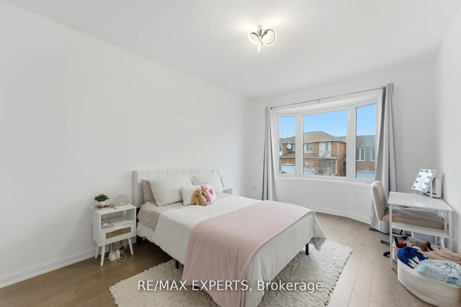 Photo 19 of 22 Wedgewood Place, Vaughan, Concord — HOMEH