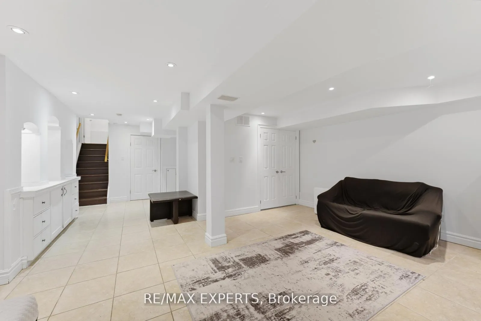 Photo 28 of 22 Wedgewood Place, Vaughan, Concord — HOMEH