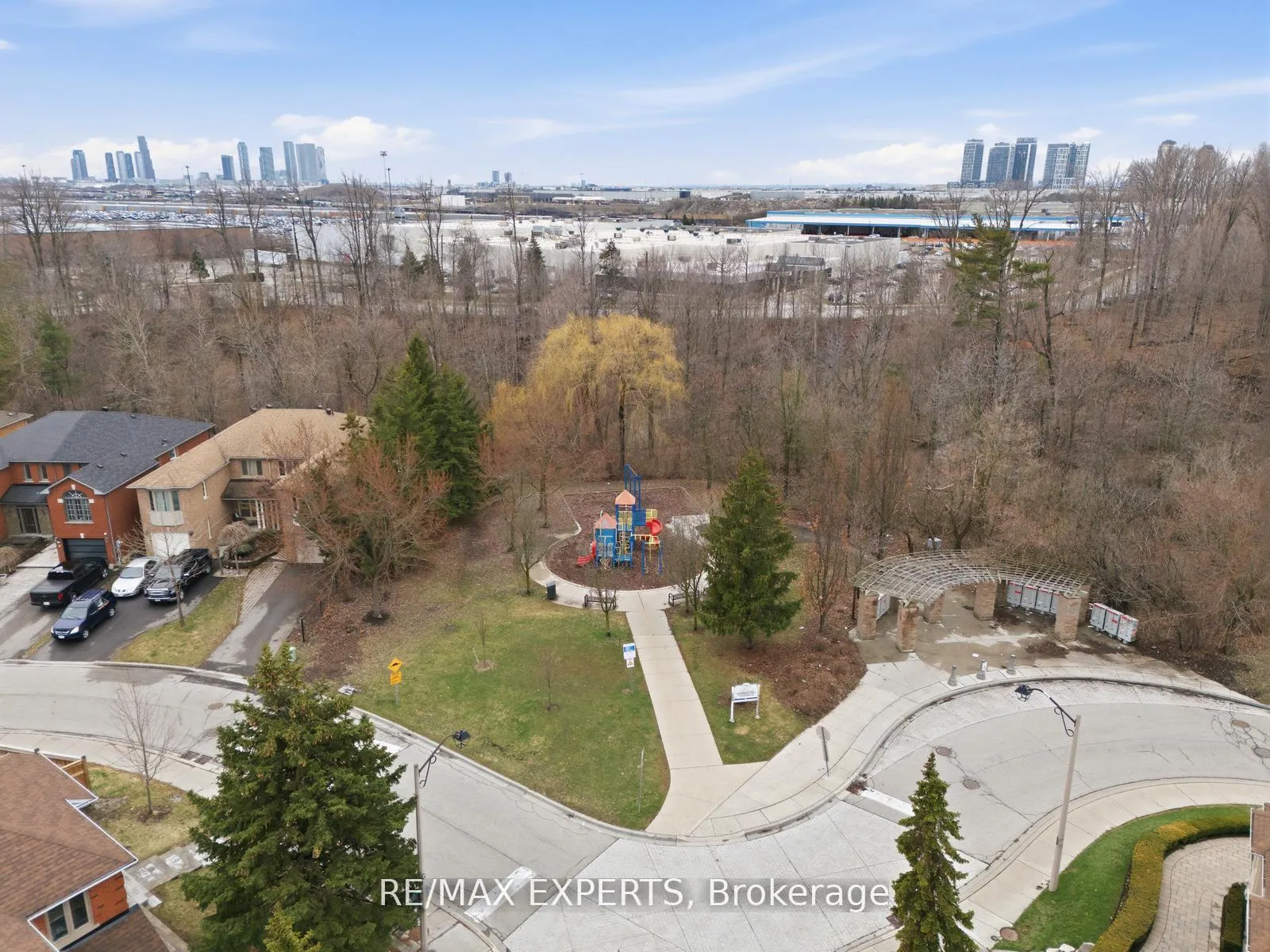 Photo 38 of 22 Wedgewood Place, Vaughan, Concord — HOMEH