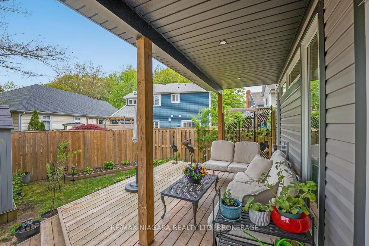 Photo 22 of 77B Broadway, St. Catharines, Port Weller — HOMEH