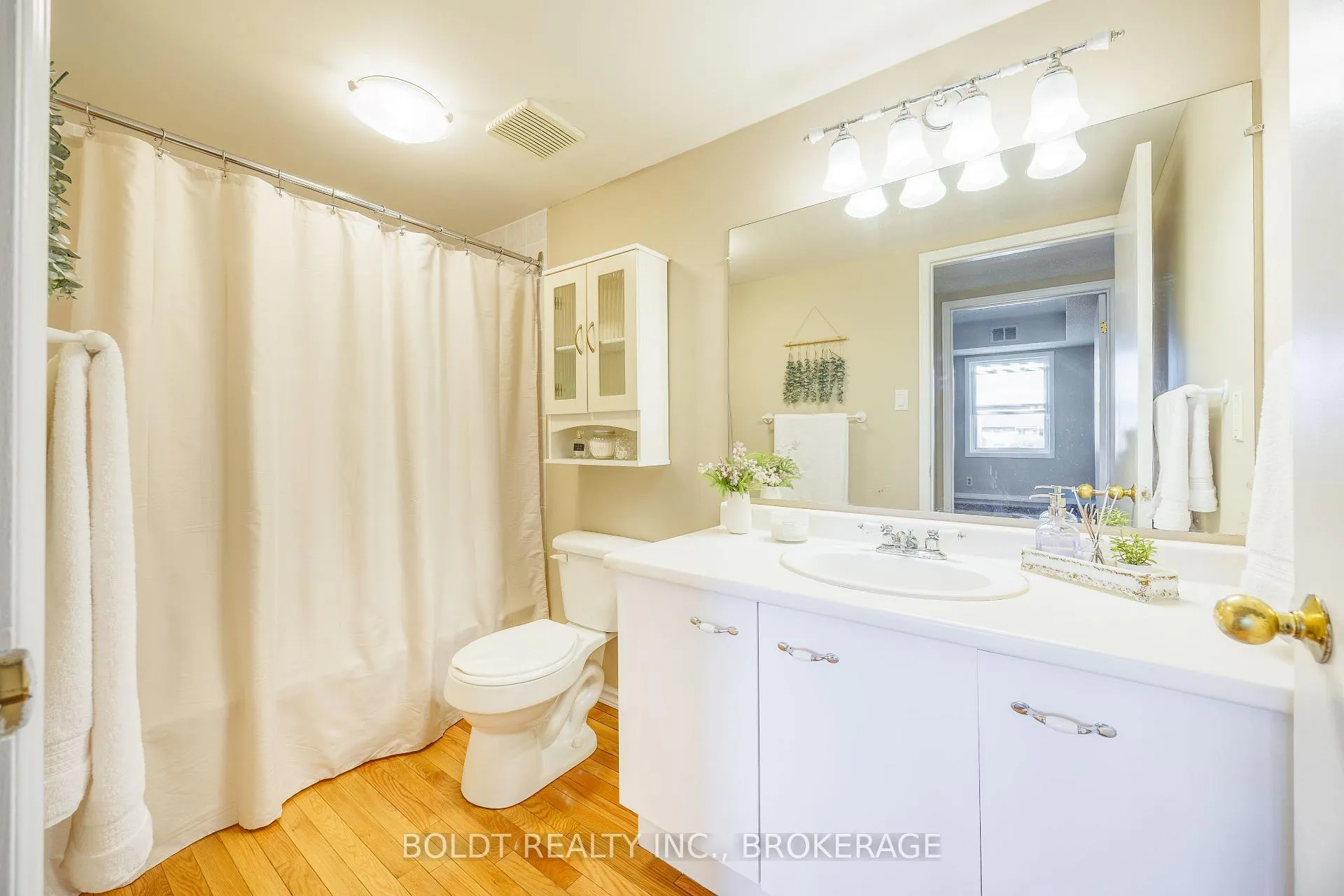 Photo 14 of Unit 313, 78 Roehampton Avenue, St. Catharines, Carlton/Bunting — HOMEH